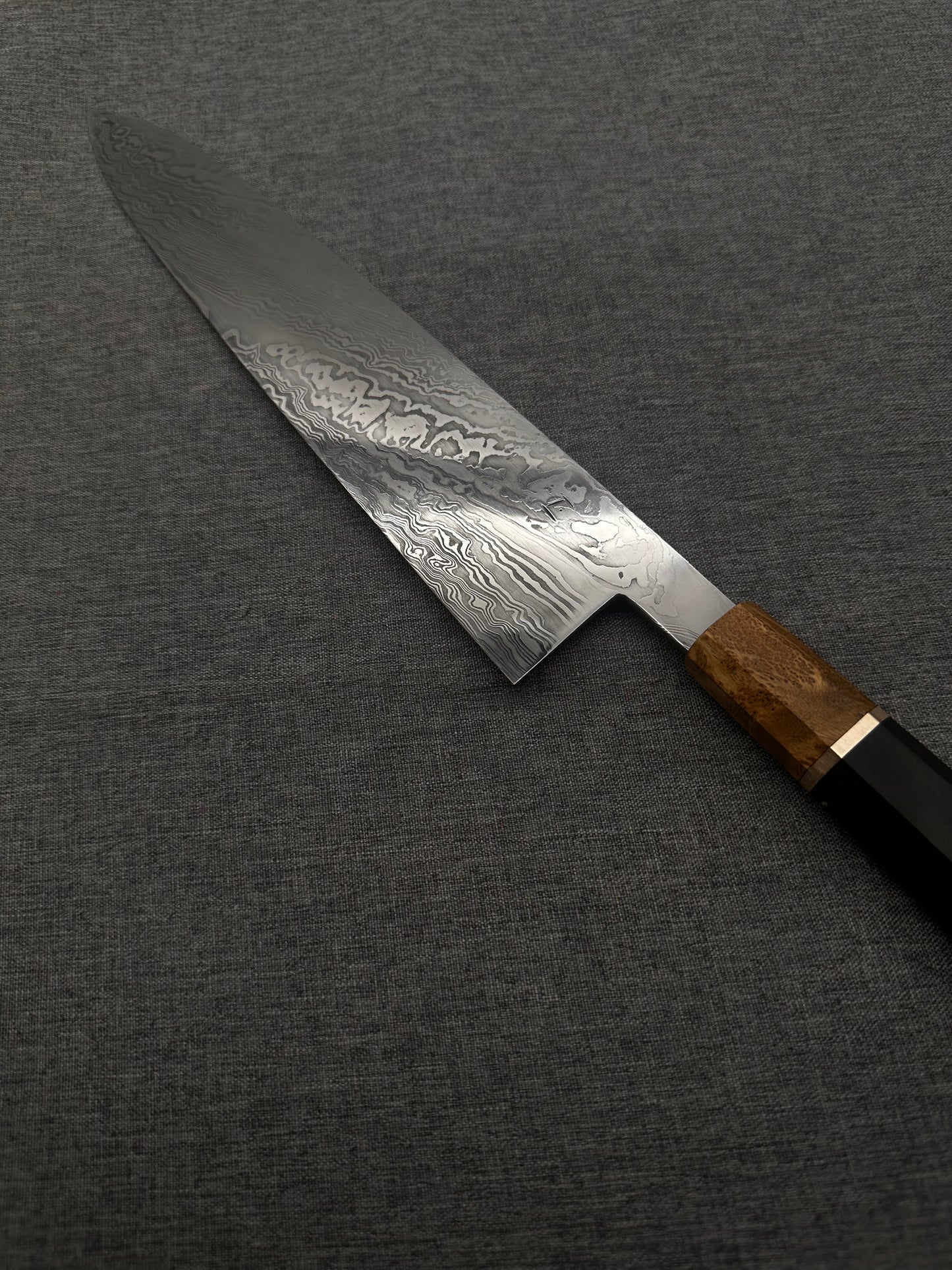 Shinogi Twisted Damascus Gyuto